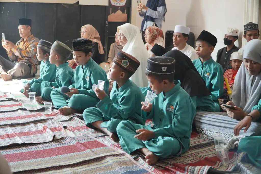Peringatan Maulid Nabi 1448 H Penuh Kehangatan di Yayasan Bina Karya Mandiri